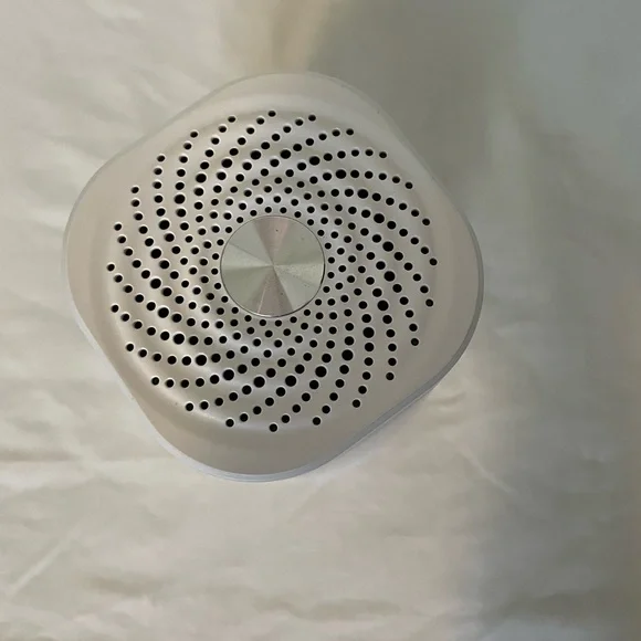 Momcozy Baby White Sound Machine, Toddler Sleep Trainer, Personal Sleep Routine - Picture 3 of 9